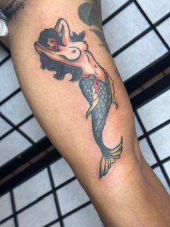 tattoo,aces,high,alex,rockoff,alexrockoff,west,palm,beach,flower,sunflower,beatle,beetle,bug,gem,floral,neotraditional,traditional,color