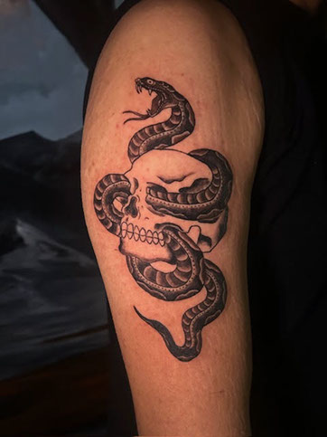 tattoo,aces,high,alex,rockoff,alexrockoff,west,palm,beach,traditional,neotraditional,beetle,beatle,flower,sunflower,floral,color